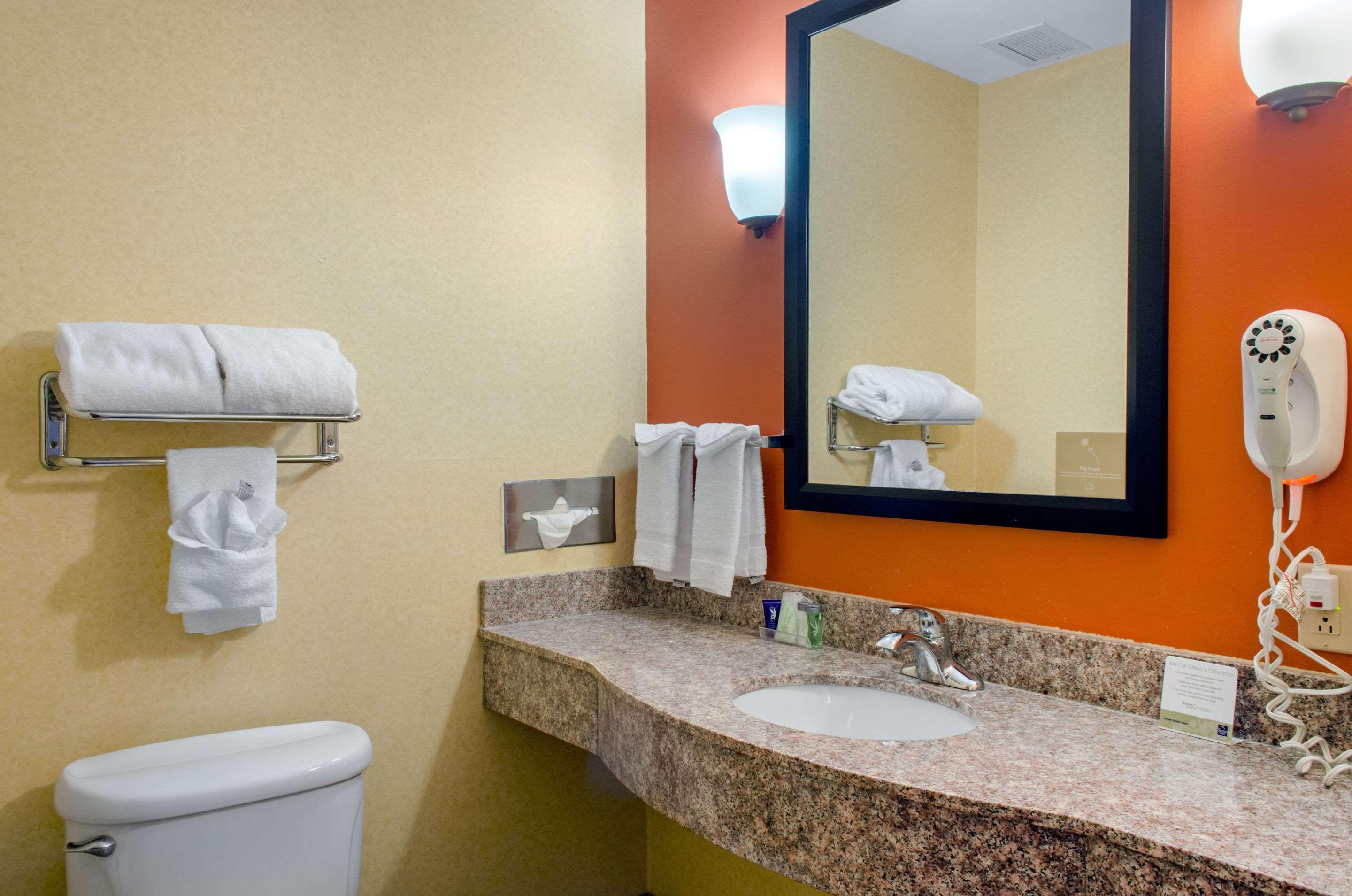 מונטגומרי Sleep Inn & Suites East Chase מראה חיצוני תמונה
